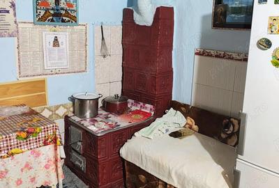 Casă cu 4 camere cu Teren 878 Mp în Central - 6