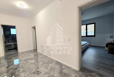 Casă cu 5 camere cu Canalizare în Săcălaz