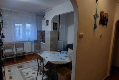 Apartament cu 2 camere decomandat, mobilat în Anda - 18