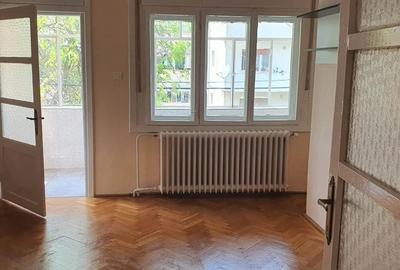 Inchiriez apartament in vila zona Cluj - 2
