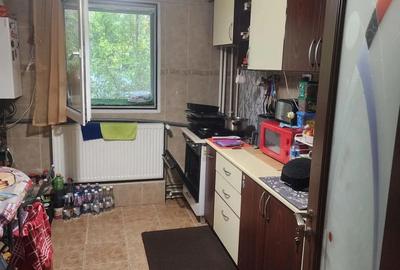 4 camere 7 min Piata Sudului - centrala proprie 4 camere 7 min Piata Sudului - centrala proprie - 9