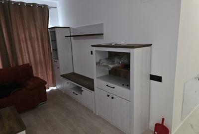 Apartament cu 3 camere decomandat în Cățelu - 2