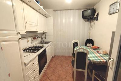 APARTAMENT || 3 CAMERE || CRANGASI - 8