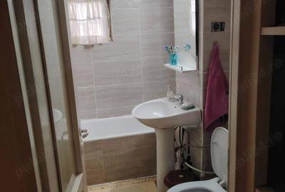 Apartament cu 2 camere decomandat în Cetate