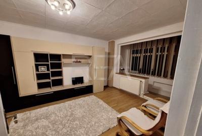 2 camere, et 1/10, centrala, boxa 11 mp-zona Pacii. - 2