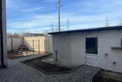 Casă cu Teren 480 Mp în Central - 2