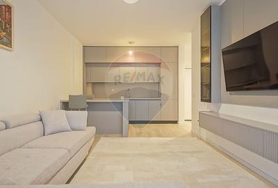 Apartament cu 3 camere semidecomandat, mobilat în Tractorul - 2