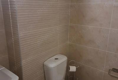 Apartament cu 3 camere decomandat în Central - 2