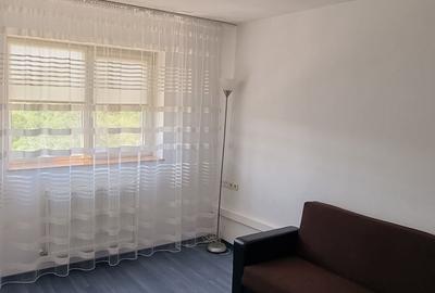Apartament cu 3 camere decomandat în Central - 3
