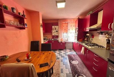Apartament cu 4 camere semidecomandat în Central - 16