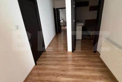 Casă cu 4 camere cu Teren 565 Mp în Central