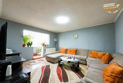 Apartament cu 4 camere decomandat în Ciucului