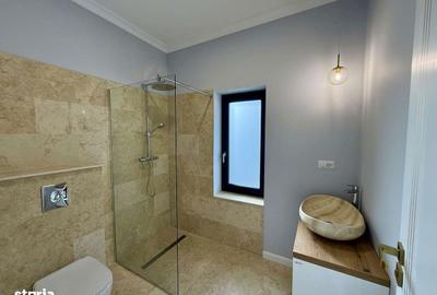 Casă cu 5 camere cu Teren 330 Mp în Central - 13