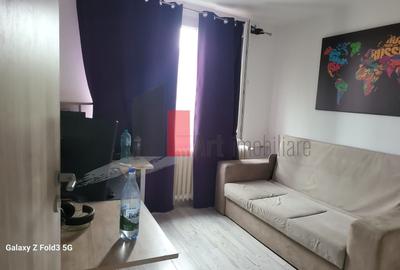 Apartament cu 3 camere decomandat, mobilat în 1 Decembrie 1918