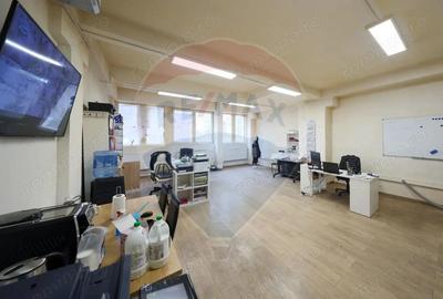 Hala 2.700 mp + birouri 800 mp + teren 1.400 mp AEROPORT BRASOV - 2