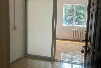 Garsonieră nedecomandată în CET - 4
