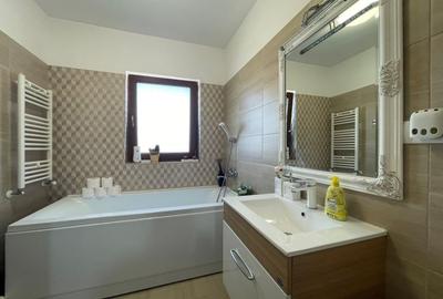 Duplex cu 4 camere cu Canalizare în Moșnița Veche - 13