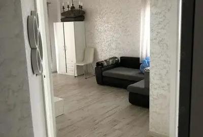 Garsoniera zona Lipovei - 1