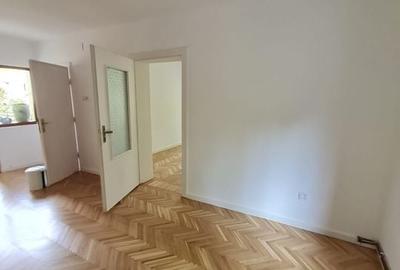 Casa solida in zona Bogdanestilor - 31