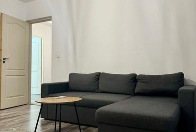 Apartament cu 2 camere decomandat în Eroii Revoluției - 1