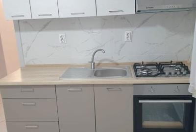 Casă cu 2 camere cu Teren 200 Mp în Central - 2