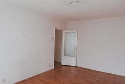 Apartament cu 3 camere decomandat în Reghin - 8
