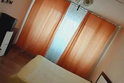 Apartament 3 camere cf.1 dec. etajul 8 cu pod, Cal. Calarasilor - Calarasi 4 - 9