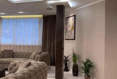 Penthouse futurist situat in Mamaia Nord - 5