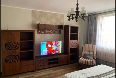 Apartament cu 3 camere în Central - 3