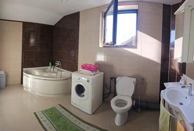 Casă cu 3 camere cu Teren 770 Mp în Cătălina - 1