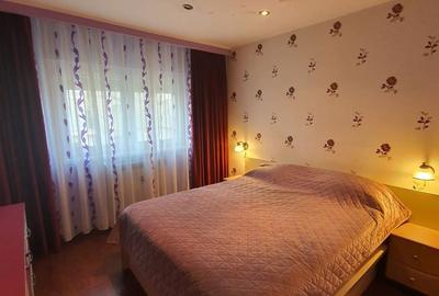 Apartament cu 3 camere decomandat în Micro 17 - 7