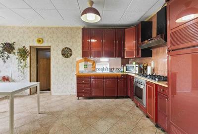 Breaza, Vedere Padure, 5000mp teren, D+P+1E+M, semineu, foisor - 13