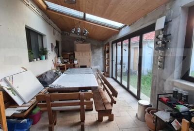 Casă cu 4 camere cu Teren 500 Mp în Central - 10