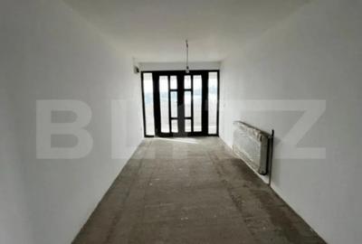 Casă cu 7 camere cu Teren 500 Mp în Micro 11 - 1