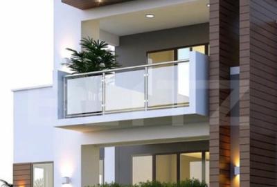 Casă cu 4 camere cu Teren 350 Mp în Dumbrăvița