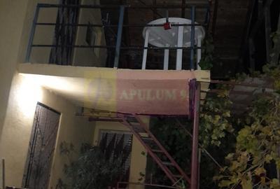 BARCANESTI - casa +curte+teren 16k mp - 3