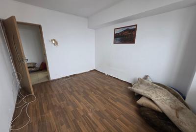 Berceni, pe B-ul Obregia, stradal, bloc reabilitat, pasajul Europa Unita - 9