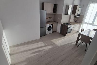Apartament cu 2 camere semidecomandat în Mărăști