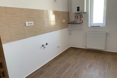 Garsoniera decomandata, bloc nou, Aparatorii Patriei metrou - 2