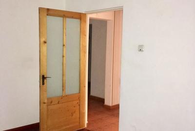 Apartament cu 3 camere decomandat în George Enescu - 1