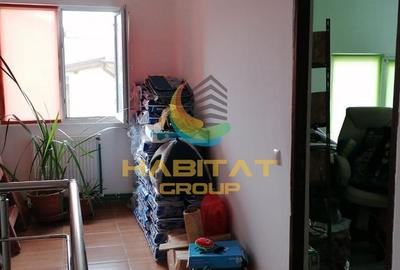 Casă individuală cu 7 camere cu Canalizare în Vitan - 6