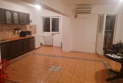 Dristor Ramnicu Valcea , apartament 3 camereetaj 5/8 bloc 1983