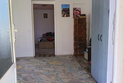 Casă cu 4 camere în Tovărășia - 5