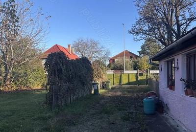 Teren de 2833 mp, în Central - 9