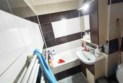 Vand apartament 3 camere Pitesti - 1