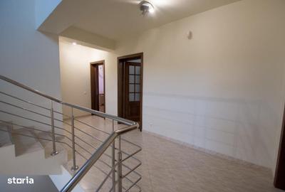 Casă cu 4 camere cu Teren 700 Mp în Bucov - 15