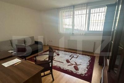 Spatiu Comercial,170 mp, zona UMF - 2