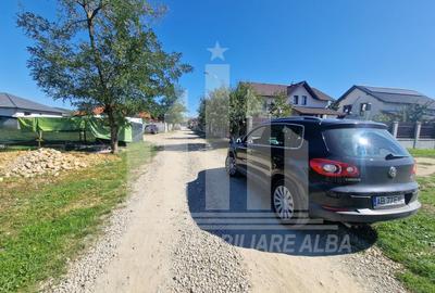 Teren Construcții intravilan de 500 mp, în Nord - 1