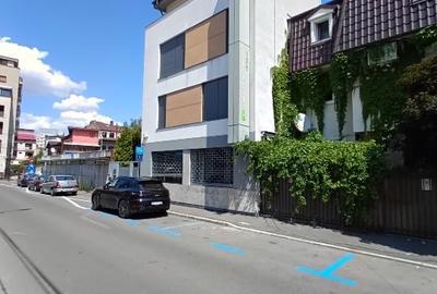 Spatiu comercial
