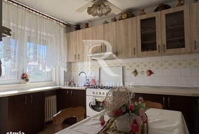 Apartament cu 3 camere decomandat în Nufărul - 3